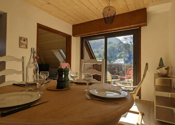 Centre Village - 50m2 Renove Vue Montagne Avec Balcon Plein Sud Apartmán *